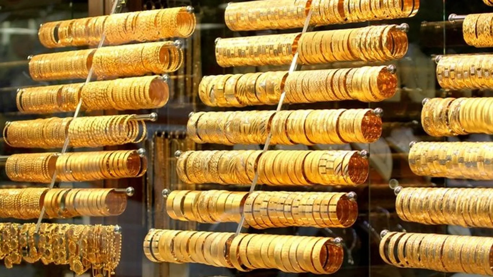 Kuyumcu esnafından kritik altın fiyatları tahmini: 2024 yılında gram altın, ons altının yönü neresi? 1