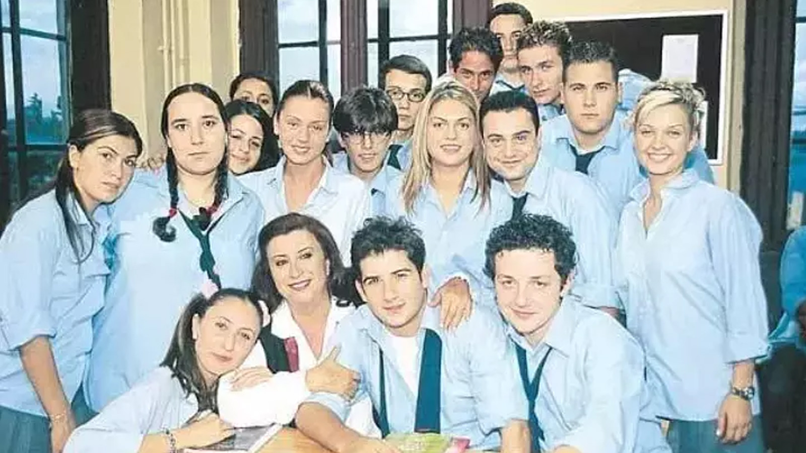 2000'li yıllara damga vuran dizinin başrol oyuncusunu görenler tanımakta zorlandı 2