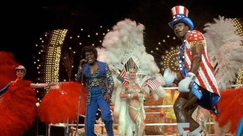 Rocky serisinin Apollo Creed'i, oyuncu Carl Weathers yaşamını yitirdi 5