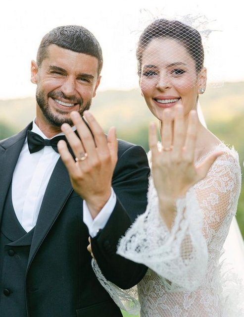 Berk Oktay ve Yıldız Çağrı Atiksoy çifti ebeveynlik kursu alacak 1