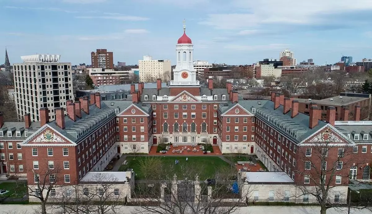 Harvard Üniversitesi herkesin katılabileceği 7 ücretsiz kurs açtı 1
