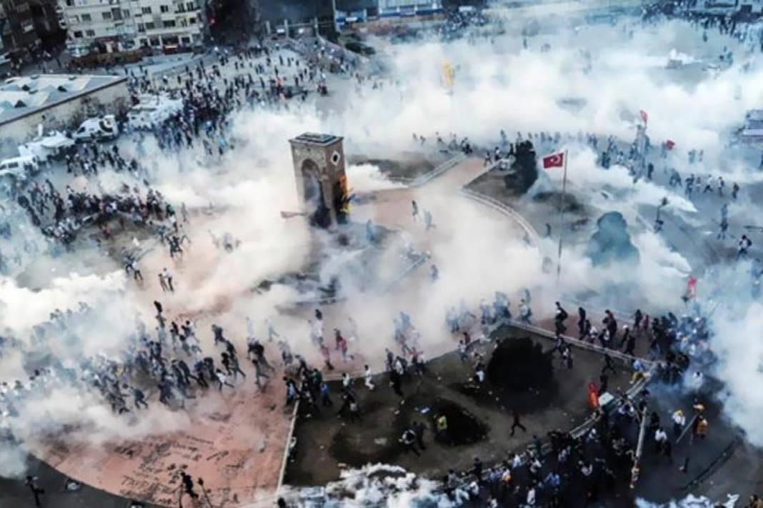 Gezi protestoları sırasında hafızalara kazınan kareler... 22