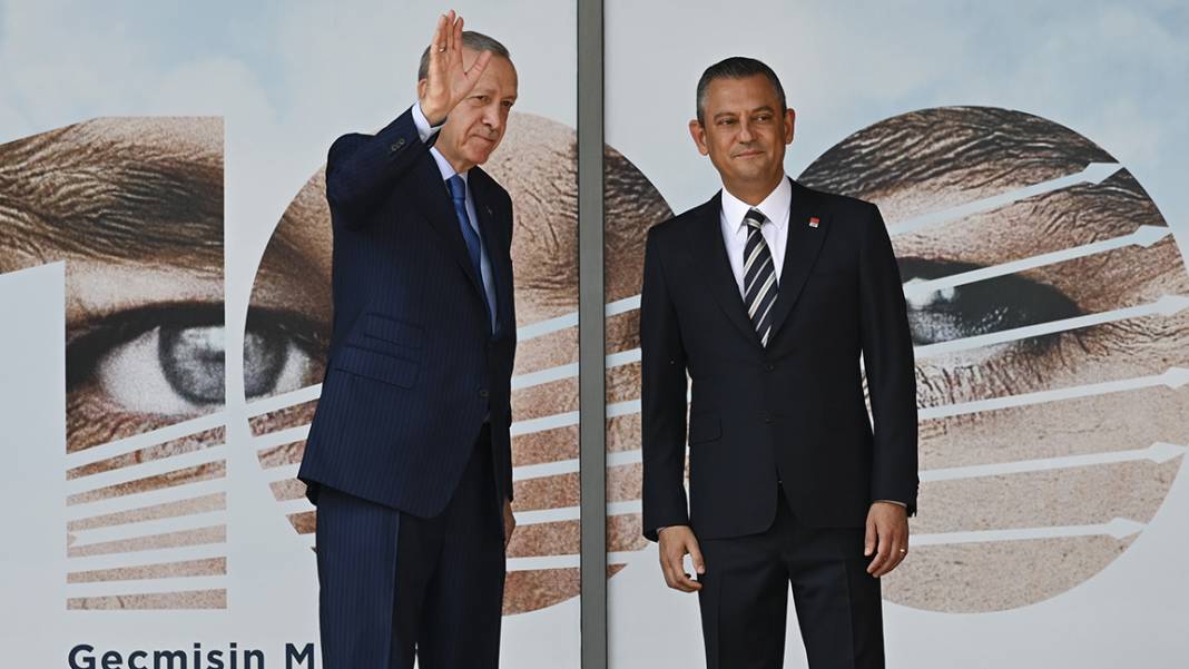 Erdoğan 18 yıl sonra CHP Genel Merkezi'nde: İşte ilk fotoğraflar 2