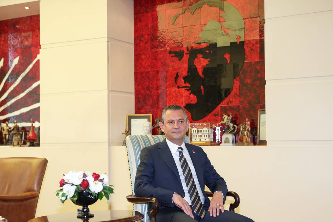 Erdoğan 18 yıl sonra CHP Genel Merkezi'nde: İşte ilk fotoğraflar 11