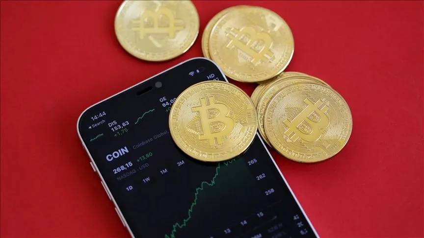 Bitcoin'de son 4 ayın en büyük düşüşü kaydedildi 3