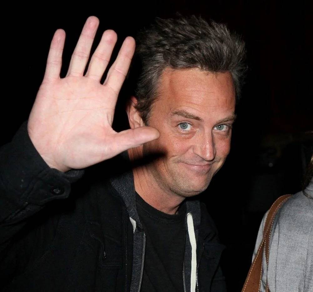 Matthew Perry'nin ölümü sır perdesini aydınlattı: İşte dünyaca ünlü isimler ve şüpheli ölümleri… 8