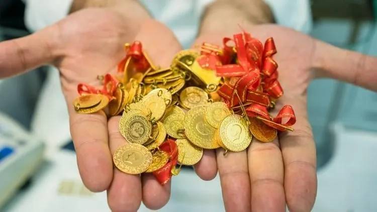 Dolar ve altın rekor kırmaya devam edecek mi? Uzman isimden yatırımcılara kritik uyarılar 2