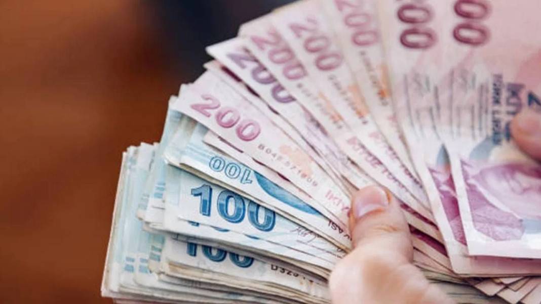 Bankalardan rekor oranlar! 100 bin, 500 bin ve 1 milyon TL için en yüksek faiz getirisi 9