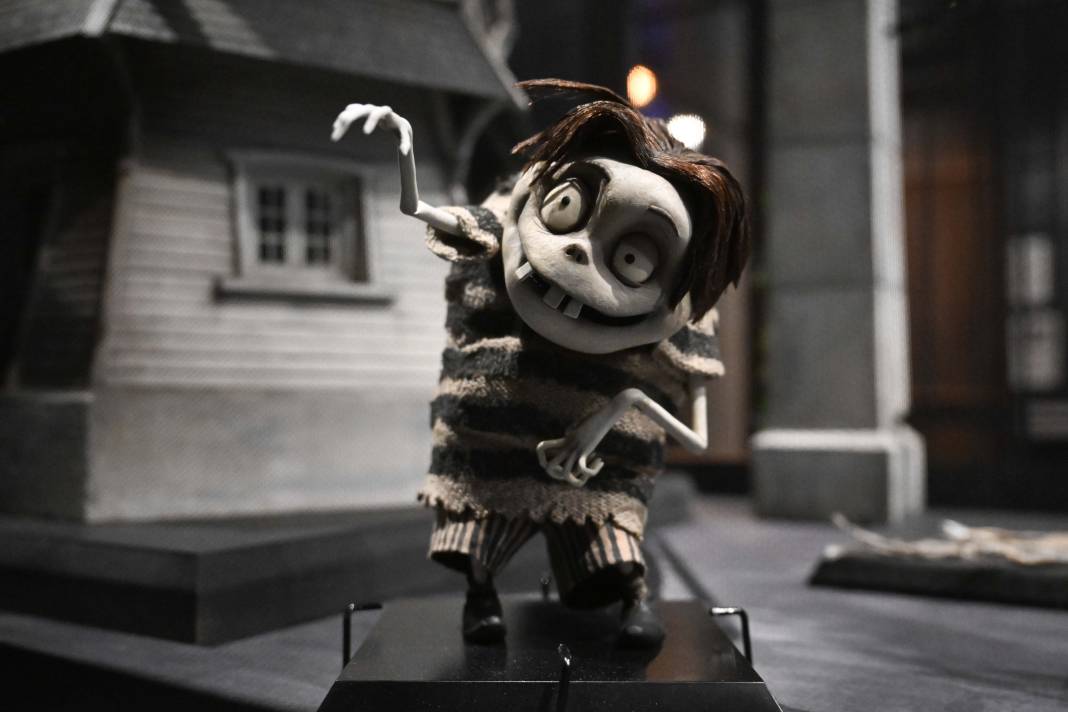 Tim Burton'ın "The World of Tim Burton" sergisi 25 Ekim'de açılıyor 12