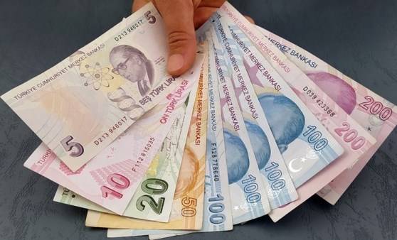 Birikimini korumak isteyen mevduata yüklendi: İşte en yüksek faiz veren bankalar... 5