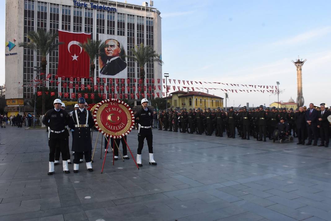 Büyük Önder Mustafa Kemal Atatürk, ölümünün 86. yılında tüm Türkiye’de anıldı 21