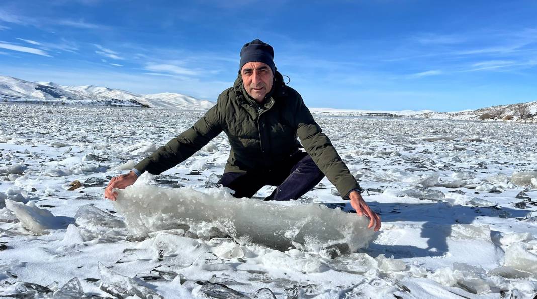 Çıldır Gölü’nde fırtına buzları parçaladı, Antarktika görüntüleri oluştu 5