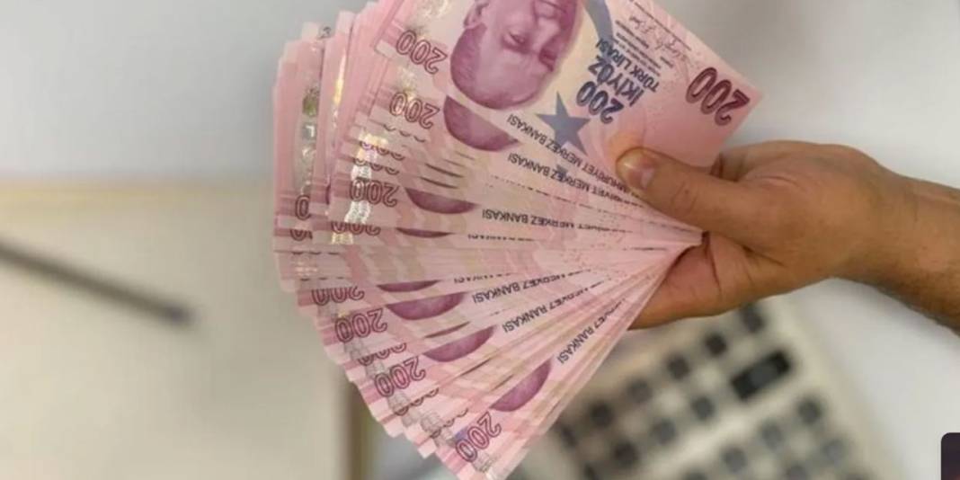 Mevduat faizleri geriliyor: 100, 250 ve 500 bin TL'nin aylık getirisi ne kadar? 4