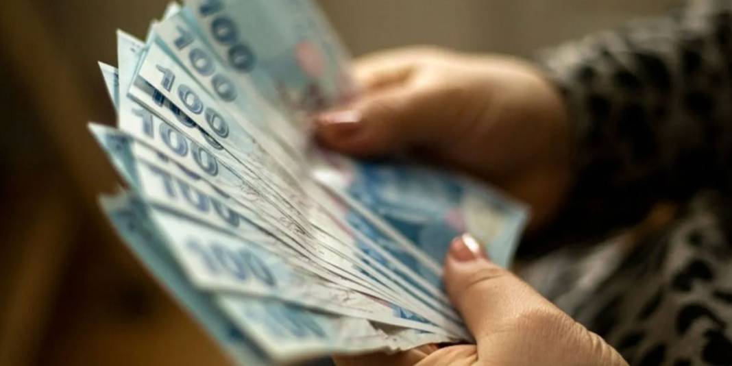 Emekliye ve memura 2025'te ne kadar zam yapılacak? İşte konuşulan oranlar 3