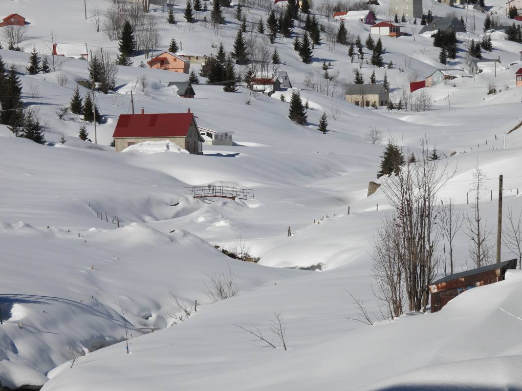 Karadeniz’in beyaz büyüsü: Zirvelerde kartpostallık manzara 5