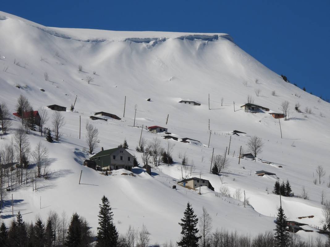Karadeniz’in beyaz büyüsü: Zirvelerde kartpostallık manzara 3
