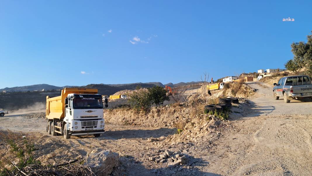 Hatay Samandağ’da kamulaştırmaya karşı nöbet eylemi: 'Bizi buradan göç ettirmek mi istiyorlar?' 1