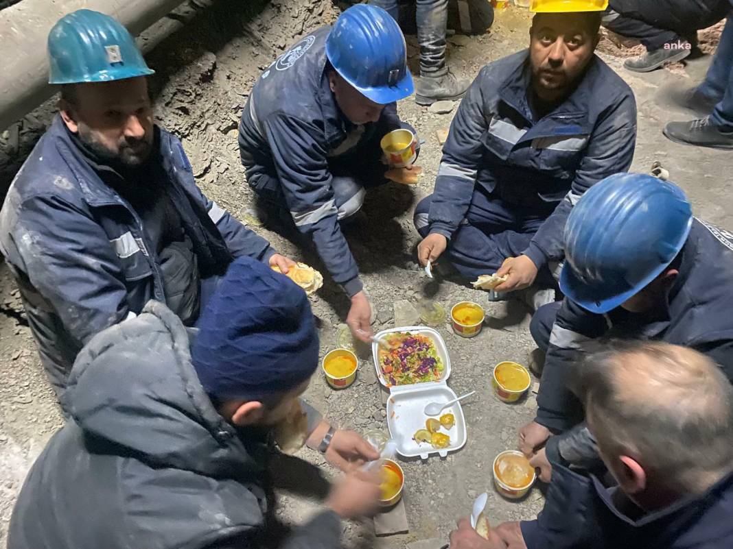 Çayırhan'da özelleştirmeye karşı direniş sürüyor: İşçiler sahurlarını madende yaptı 6