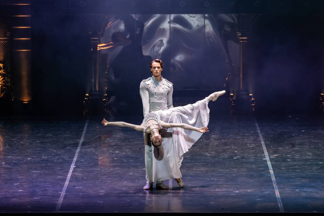 Eifman Balesi’nden muhteşem “Anna Karenina” performansı 5