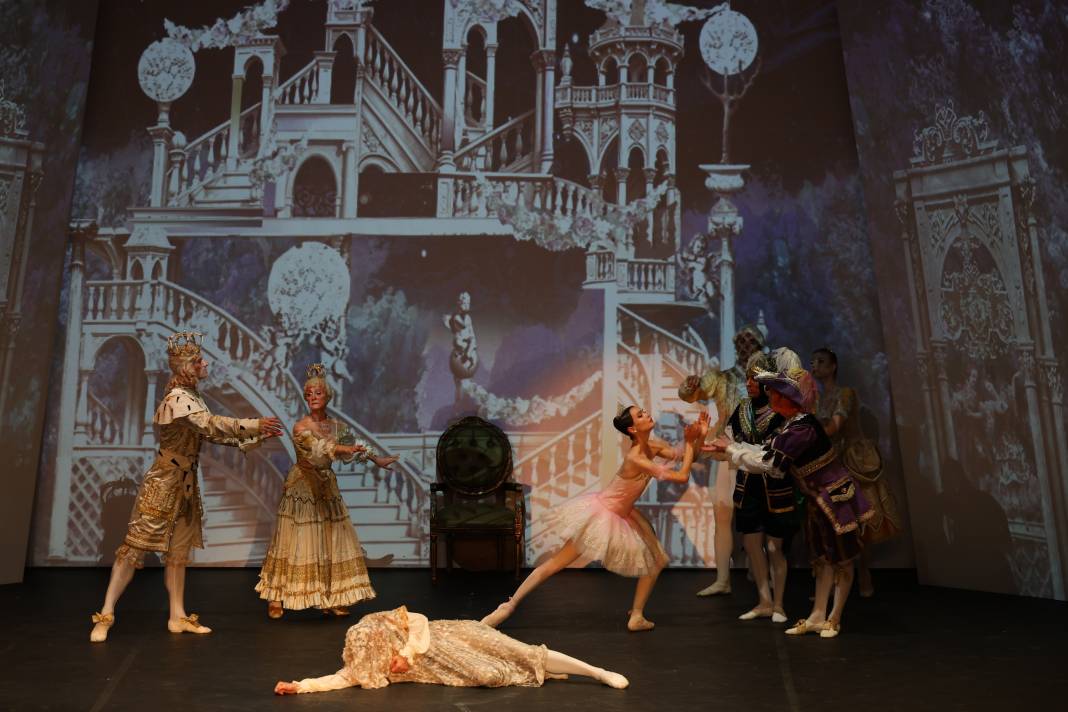 Bodrum Kalesi'nde masal gibi bir gece: Uyuyan Güzel 5