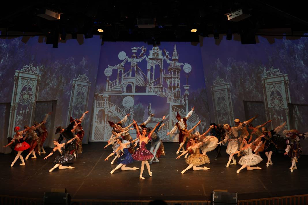 Bodrum Kalesi'nde masal gibi bir gece: Uyuyan Güzel 1