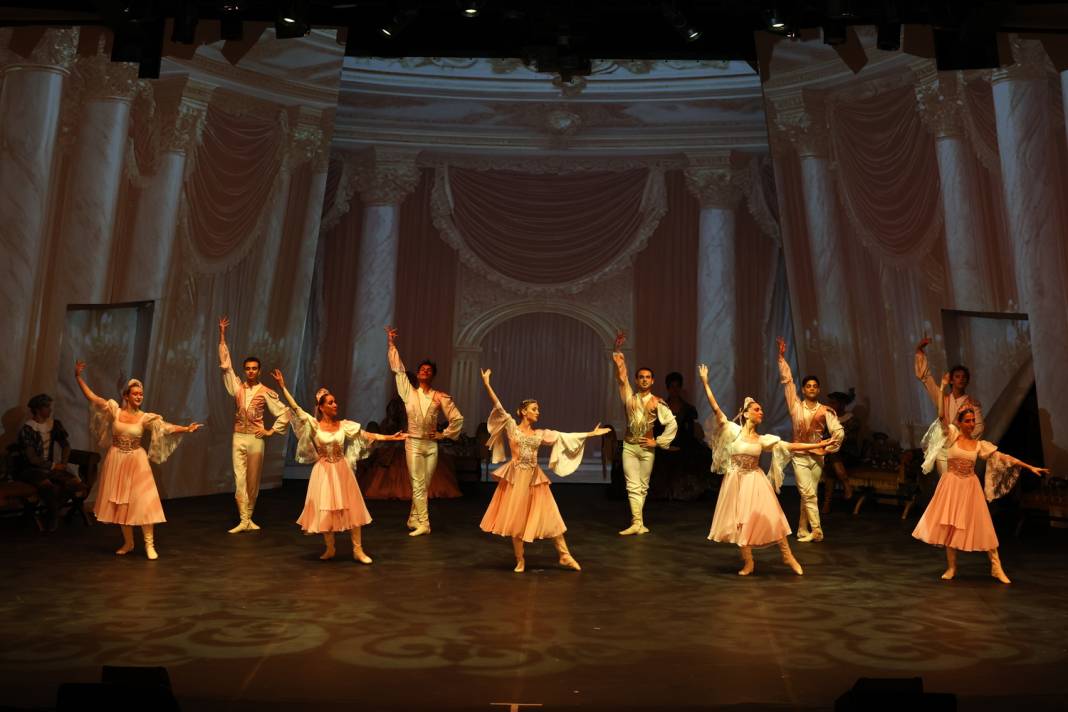 Kuğu Gölü ile festivalin perdesi açıldı 3