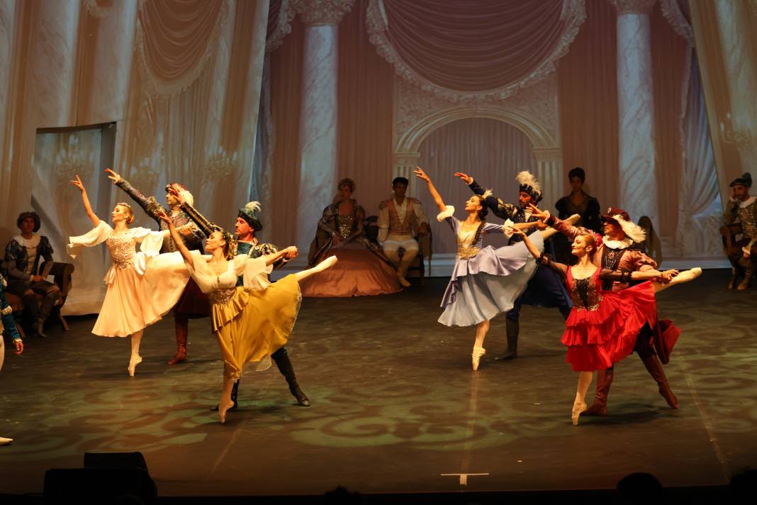 Kuğu Gölü ile festivalin perdesi açıldı 1