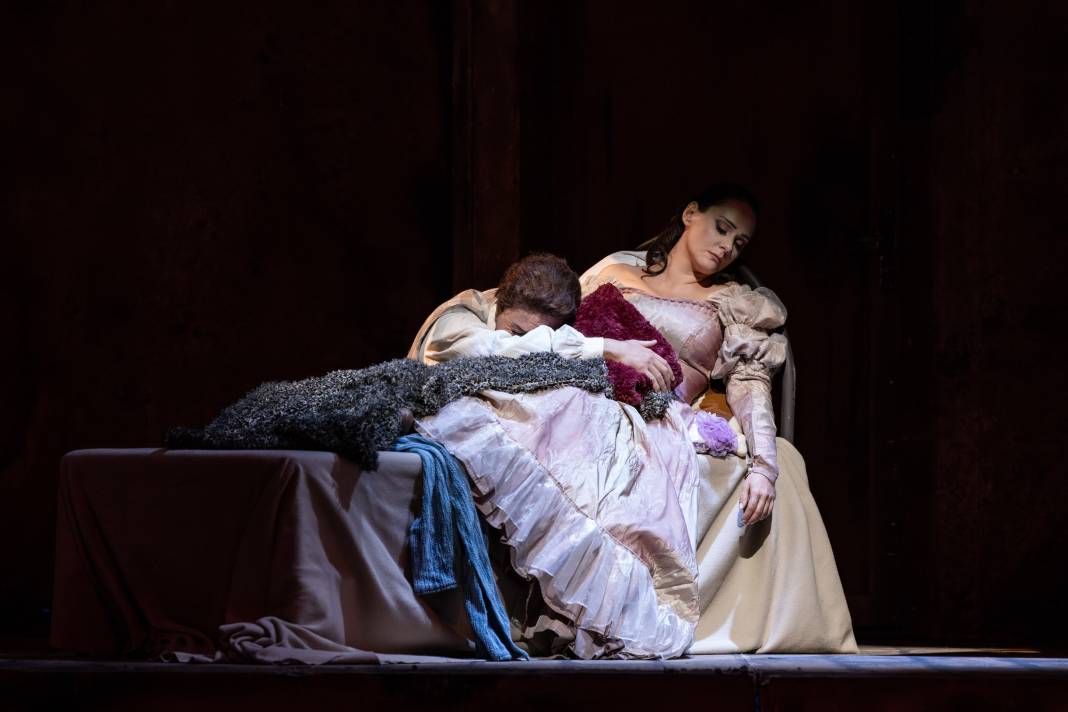 La Bohème, AKM’de yeni prodüksiyonuyla sahneye çıktı 5