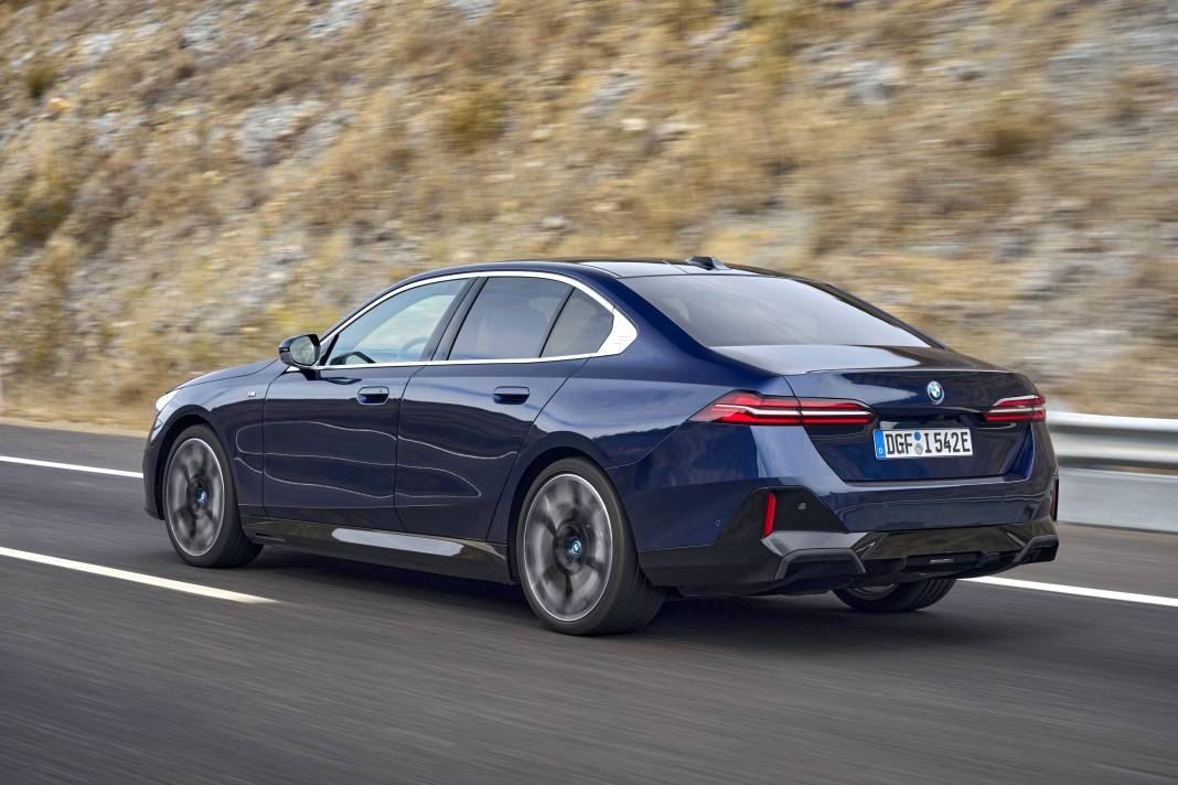 BMW aralık ayına özel fırsatları duyurdu 3