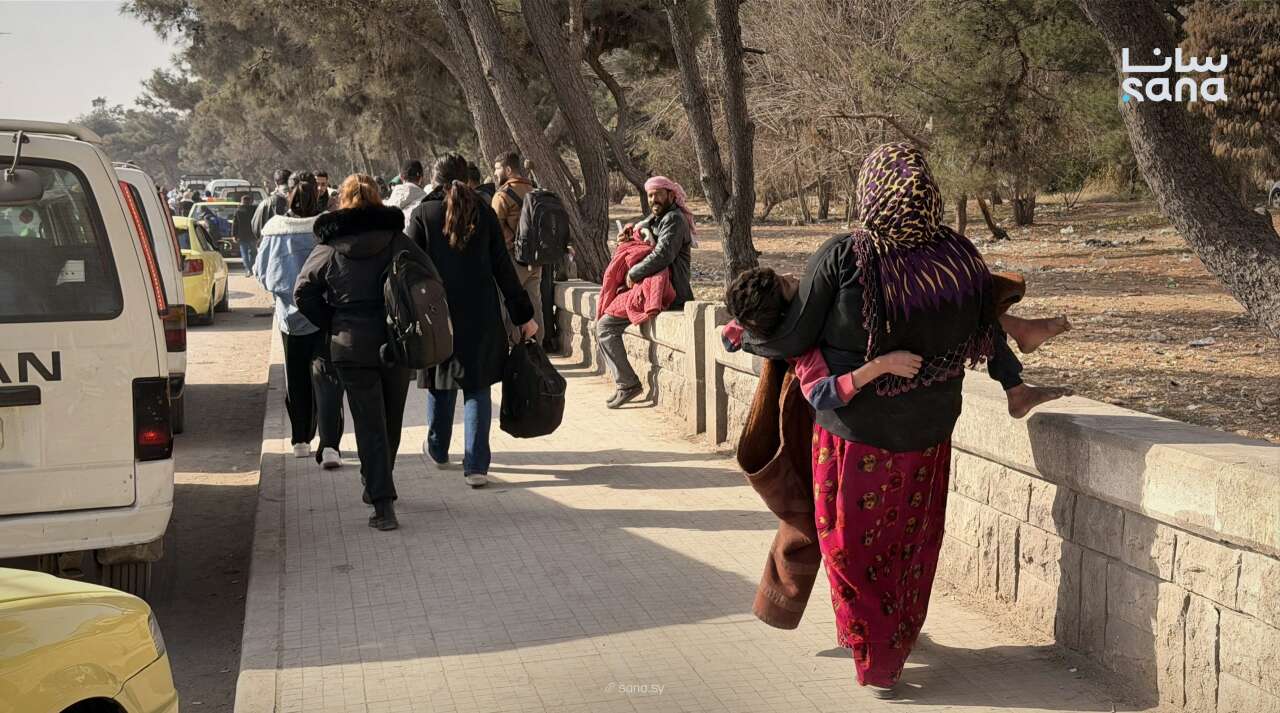 Siviller Şeyh Mahsud'u terk ediyor 3