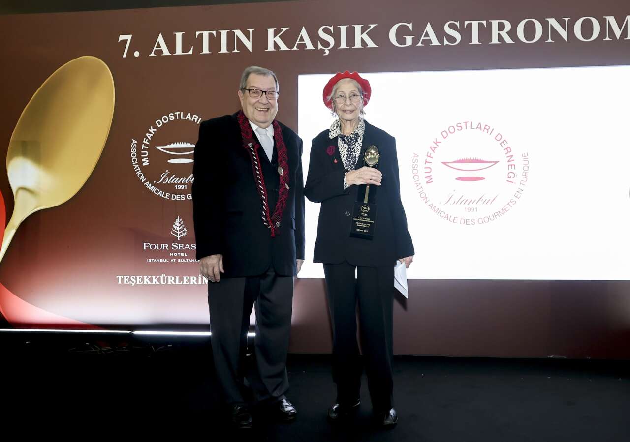 Altın Kaşıklar sahiplerini buldu :Van'dan Nazilli'ye Bursa'dan İstanbul'a... 5