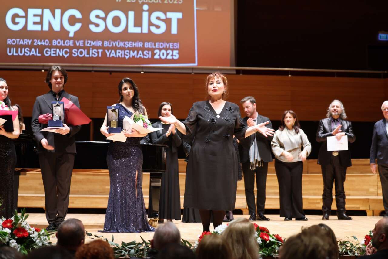 İzmir’de genç opera sesleri yarışacak 1
