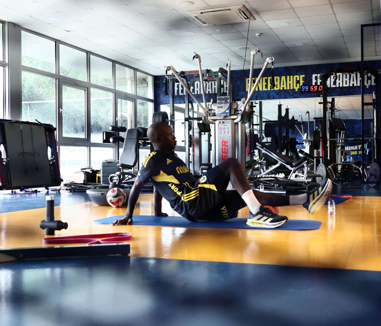 N’Golo Kanté ilk antrenmanına çıktı 1