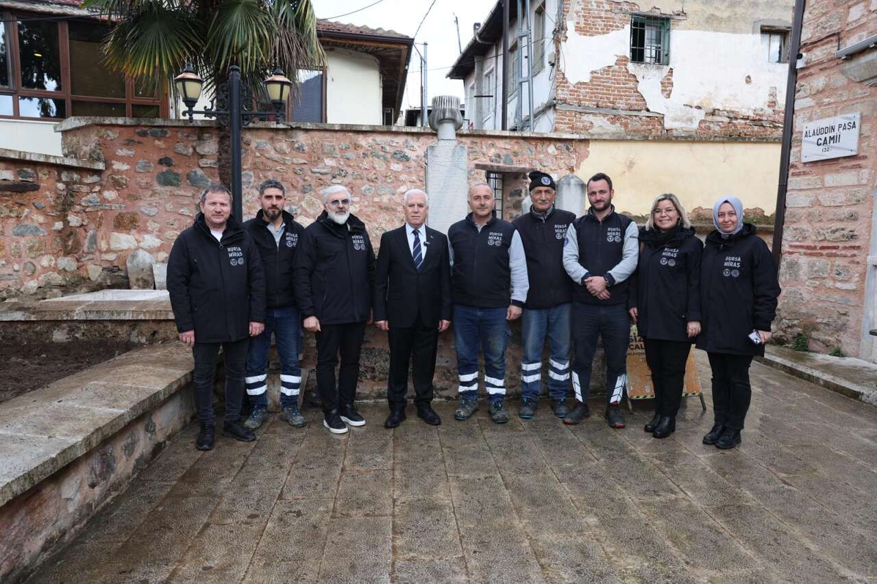 Bursa'da 700 yıllık tarihi eserin haziresi gün yüzüne çıkıyor 2