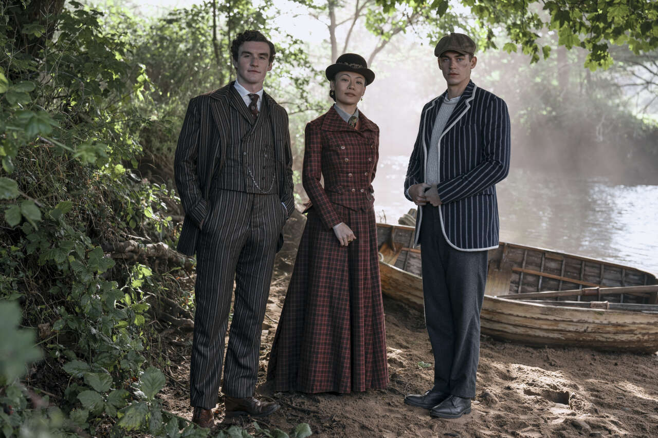 Sherlock Holmes sevenlere müjde : Guy Ritchie imzalı “Young Sherlock” geliyor 5