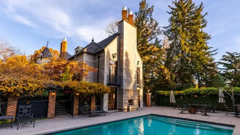 Rektörlük konutu olarak kullanılıyordu: Tarihi şato satışa çıktı 4