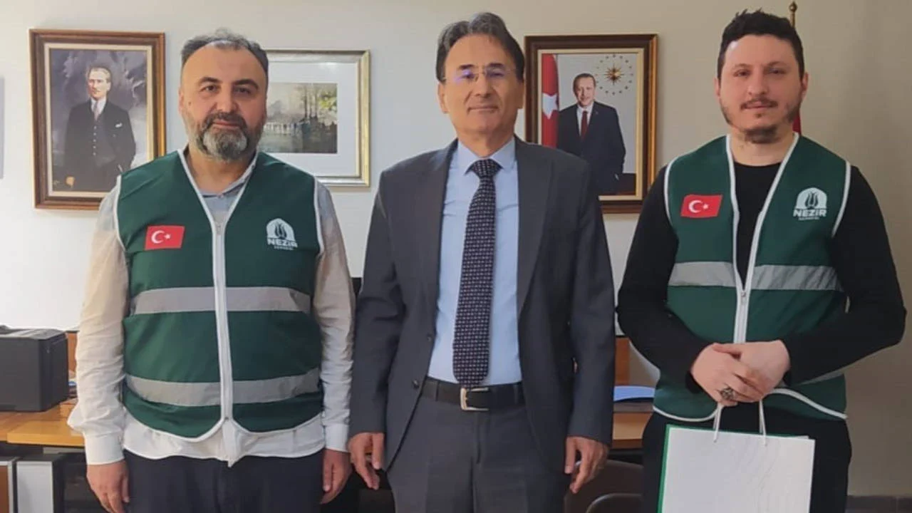 Çad Büyükelçisi Menzilcileri makamında ağırladı