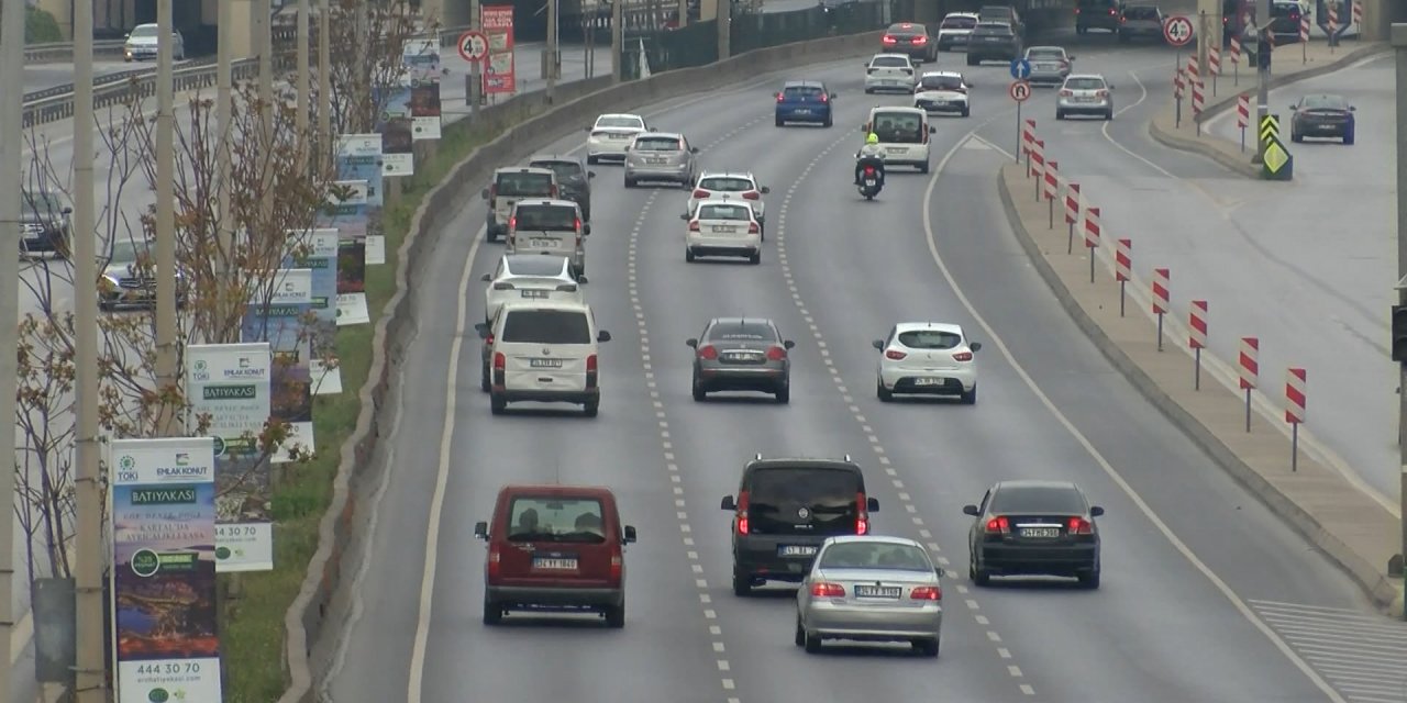 Bayramda İstanbul yolları da boşaldı