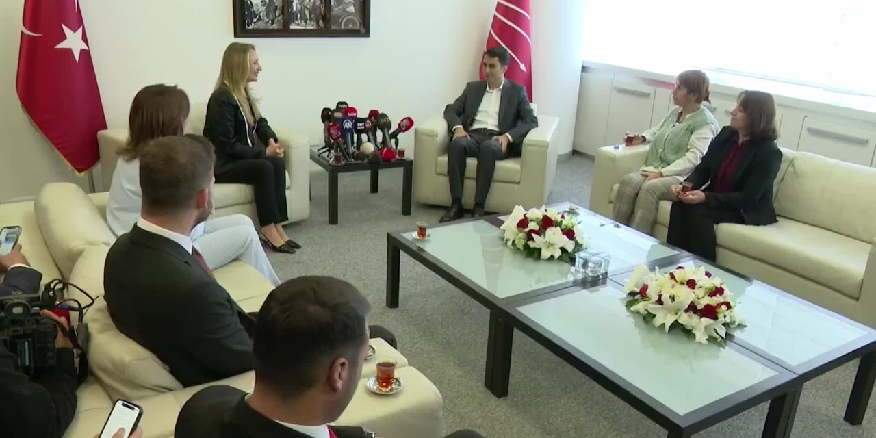 CHP ve DEM Parti bayramlaşmasında Hatay ve Van gelişmeleri konuşuldu