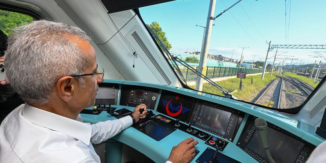 Ulaştırma Bakanı Uraloğlu: Başkentray'ı 6 yılda 89 milyon yolcu kullandı