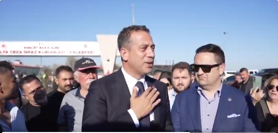 CHP heyeti, Mesut Kocagöz'ü cezaevinde ziyaret etti: 'Bu kararı verenler utanacak'