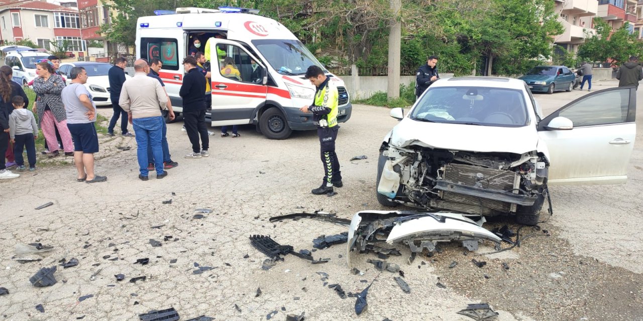 Edirne'de 14 yaşındaki çocuk babasının arabasını çalıp kaza yaptı