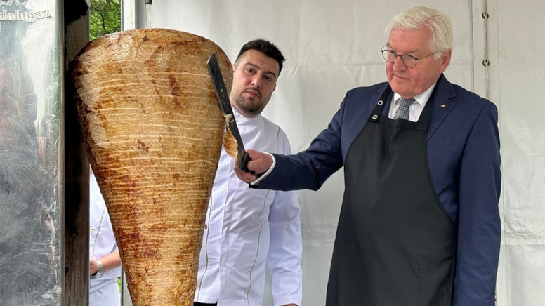 Almanya Cumhurbaşkanı Steinmeier’den ‘Döner’ diplomasisi
