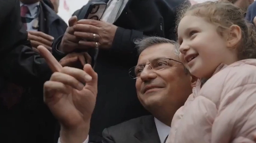 CHP lideri Özgür Özel'den 23 Nisan paylaşımı