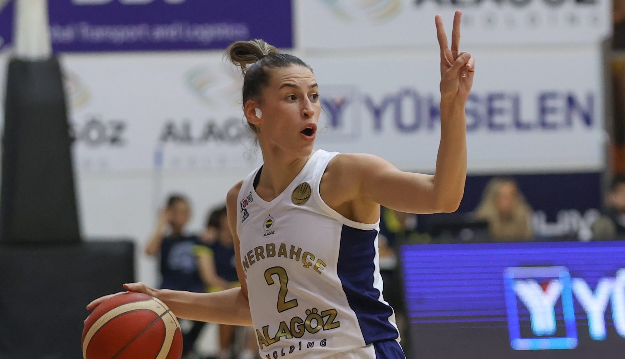 WNBA'de 21 yıl sonra bir Türk: Sevgi Uzun