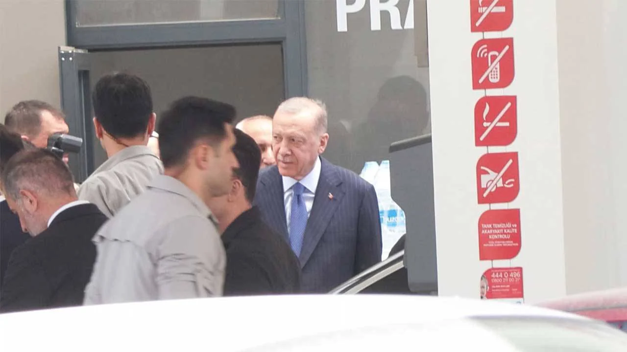 Erdoğan'dan benzin istasyonuna ziyaret!