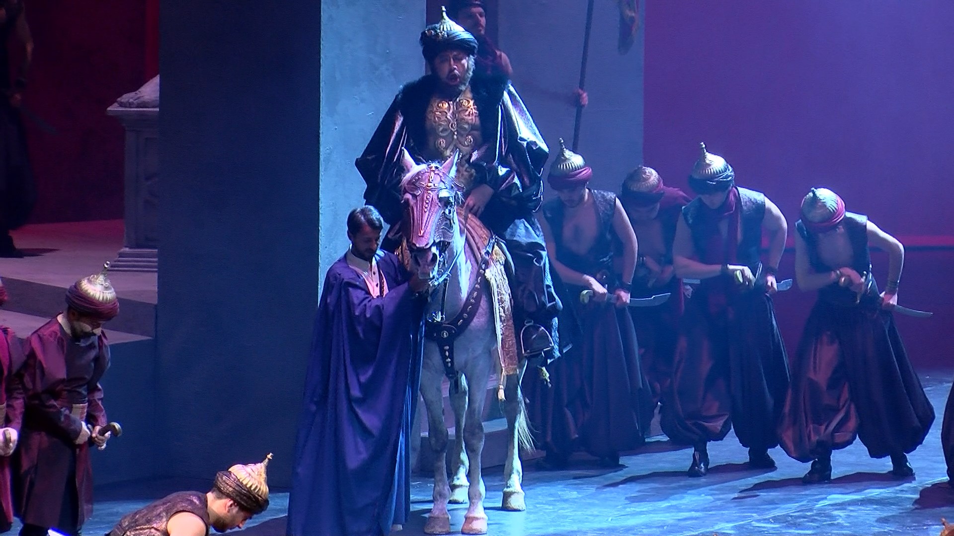 Fatih'in hayatını anlatan opera AKM'de oynandı