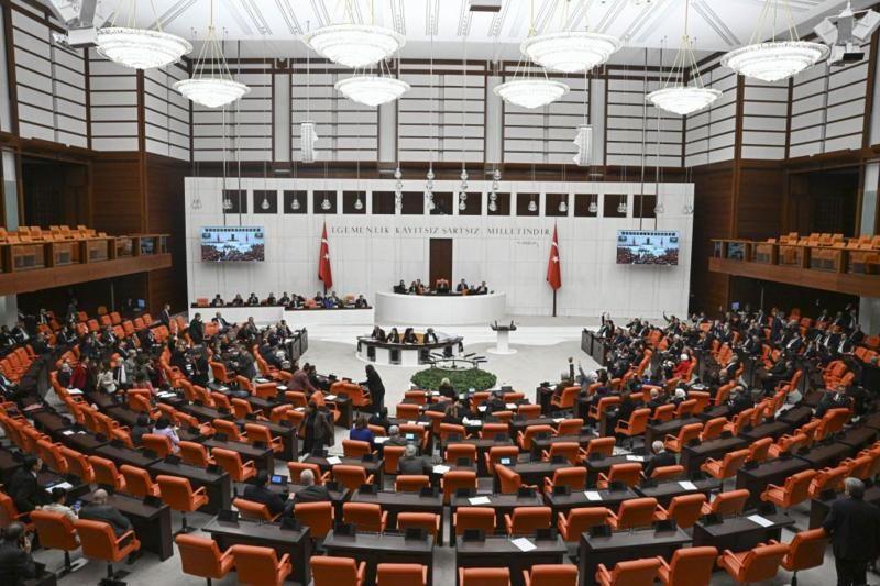 Meclis’te anayasa trafiği: Numan Kurtulmuş, Özgür Özel’i ziyaret edecek