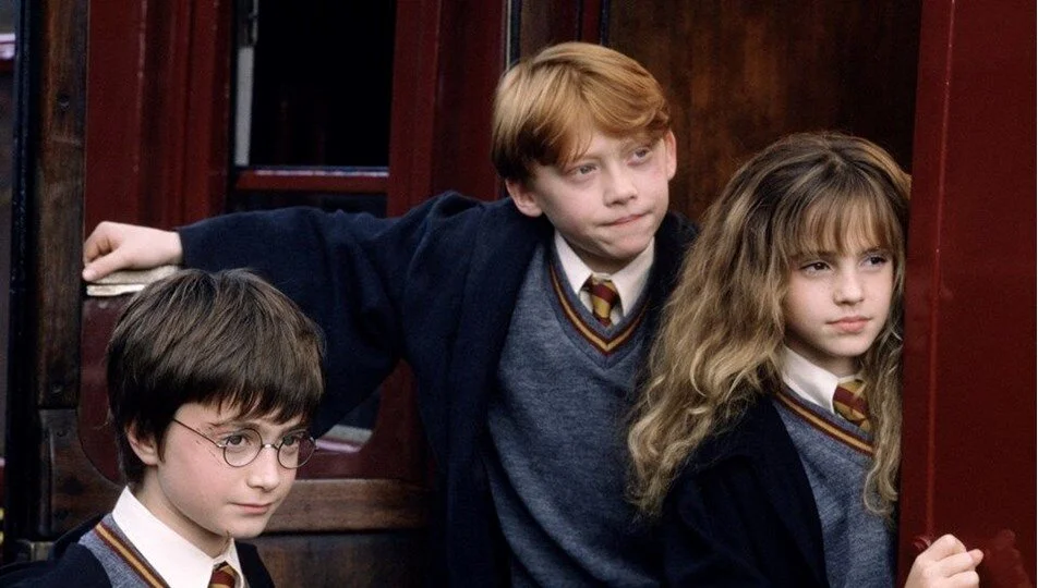 JK Rowling'in ilk Harry Potter kitabına rekor fiyatla alıcı çıktı!