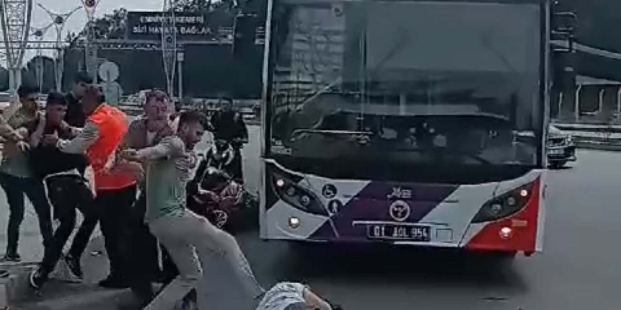 Yol verme tartışmasında belediye otobüsü şoförü tekme- tokat dövüldü